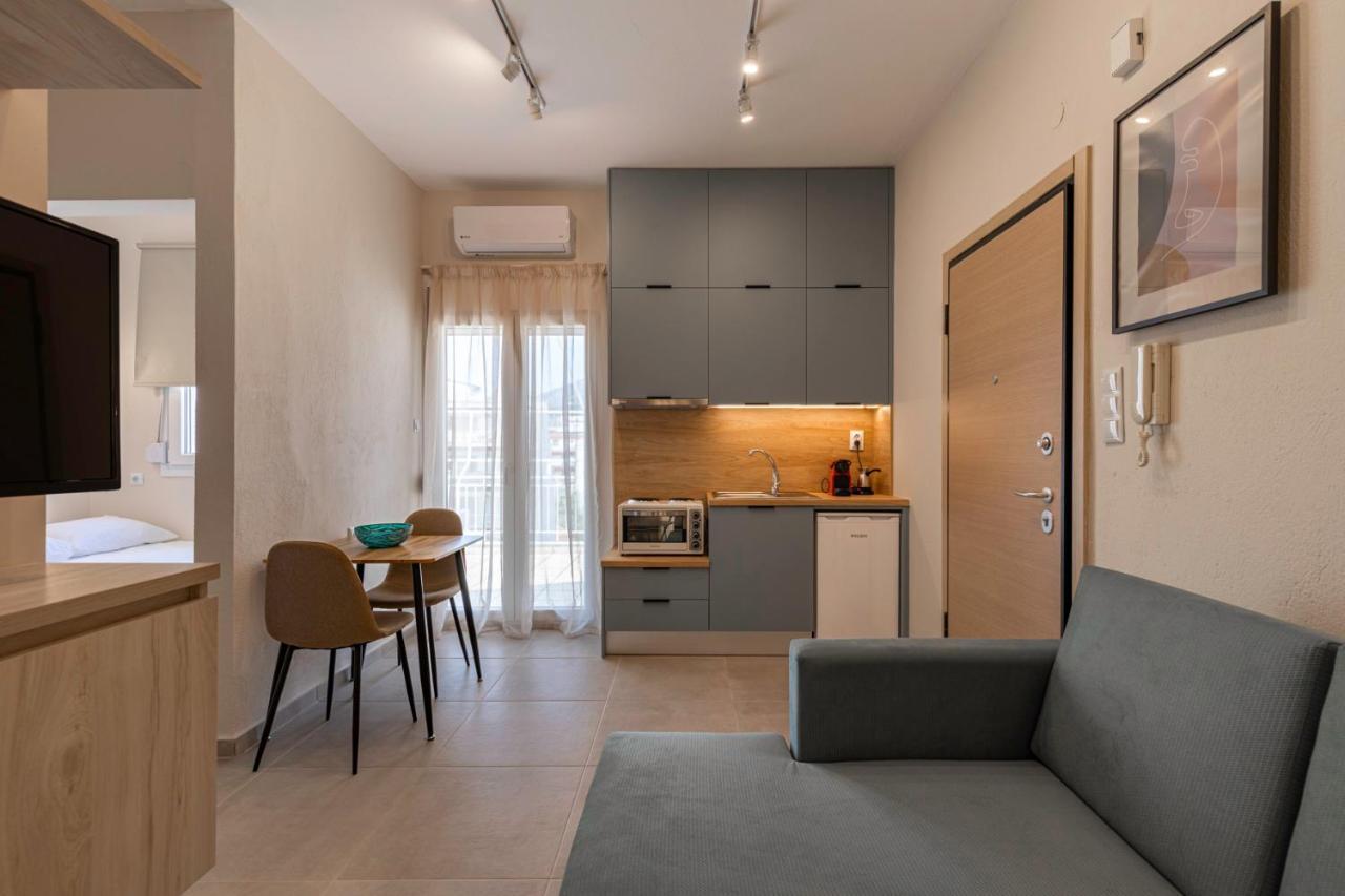Thea Small House Ксанти Экстерьер фото